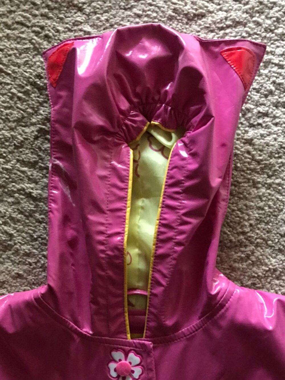 Girls raincoat size 4/5 - Picture 2 of 3